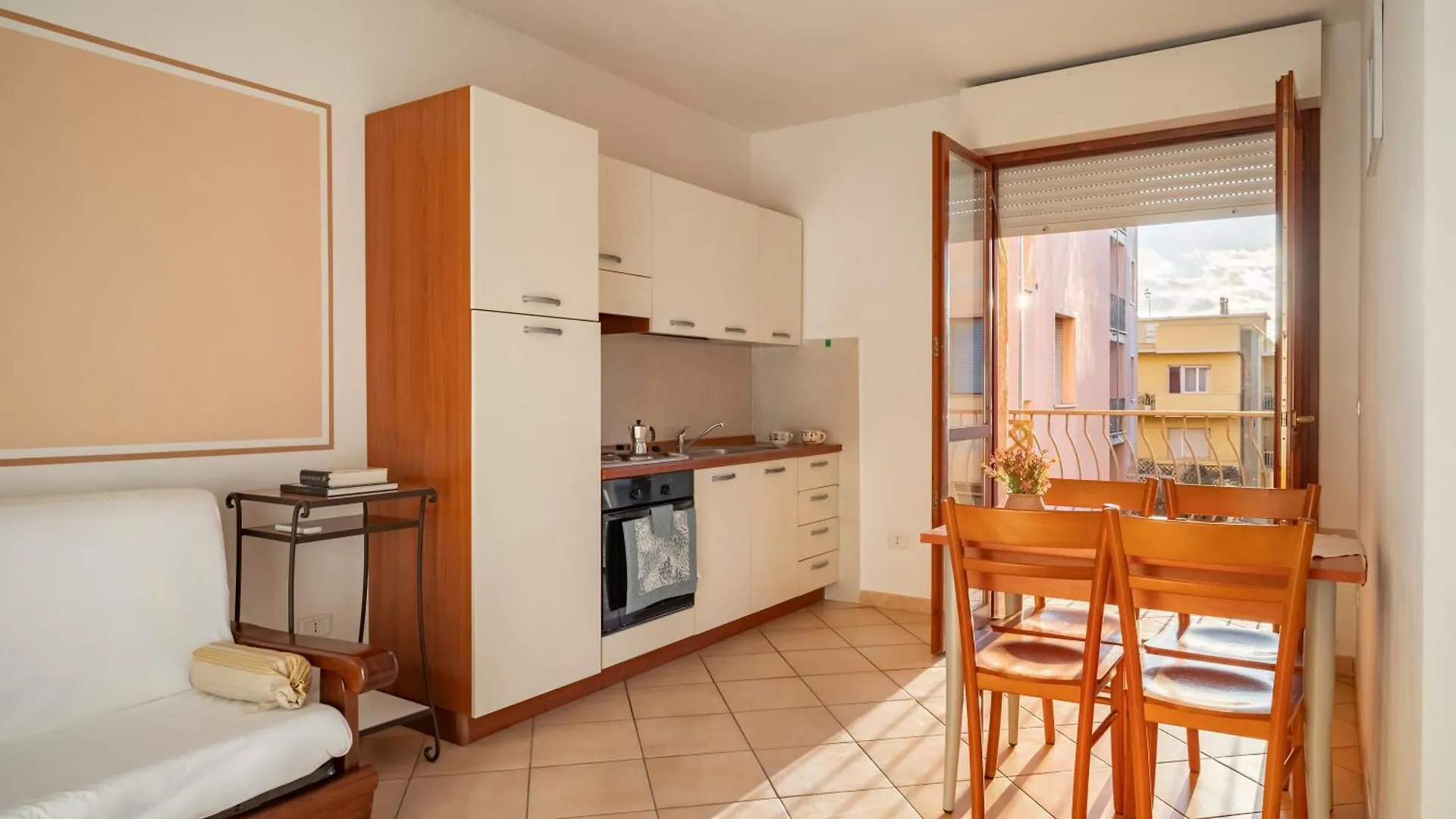 Lola Piccolo Hotel E Appartamenti Marina di Grosseto Italien