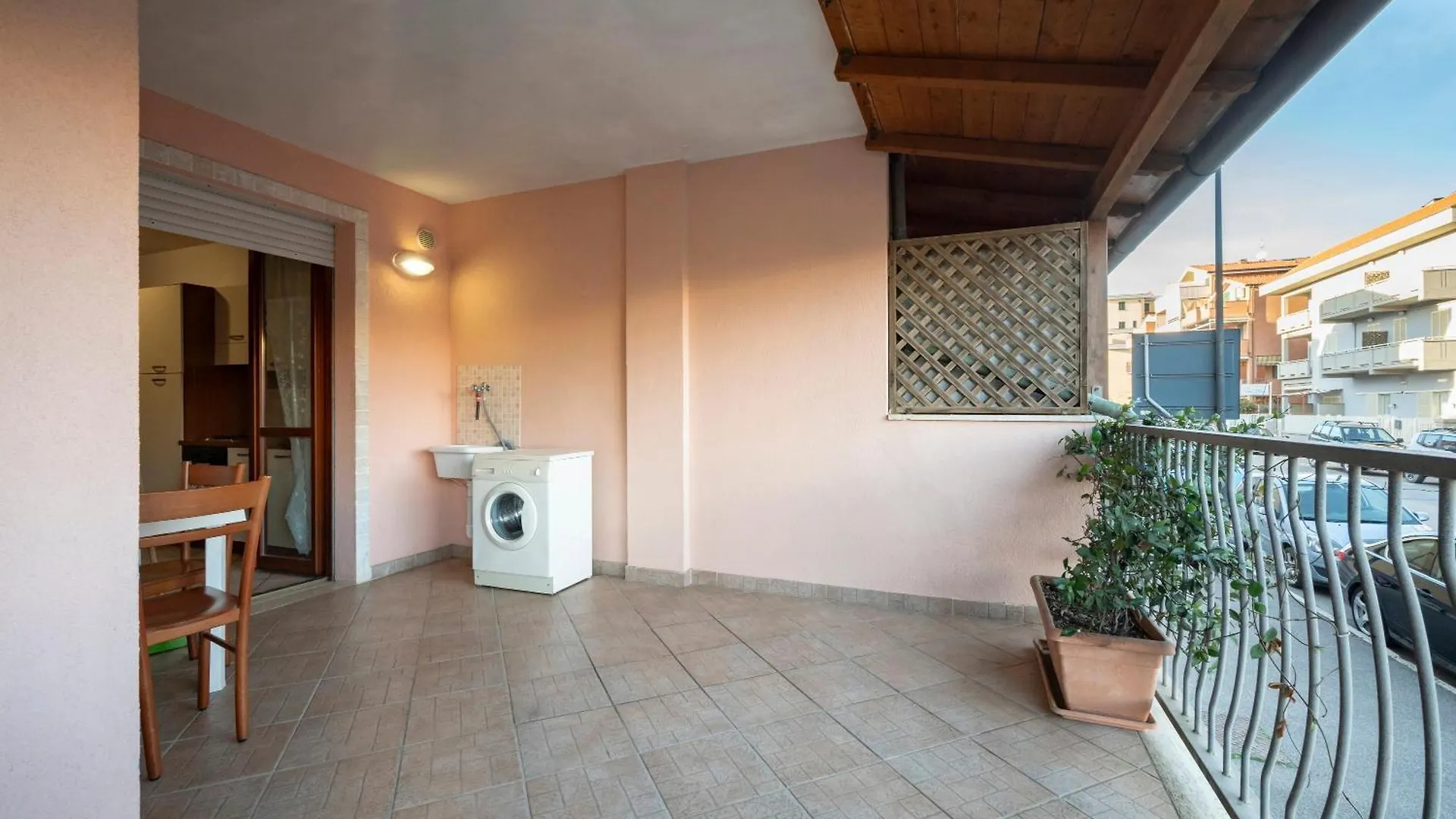 Lola Piccolo Hotel E Appartamenti Marina di Grosseto