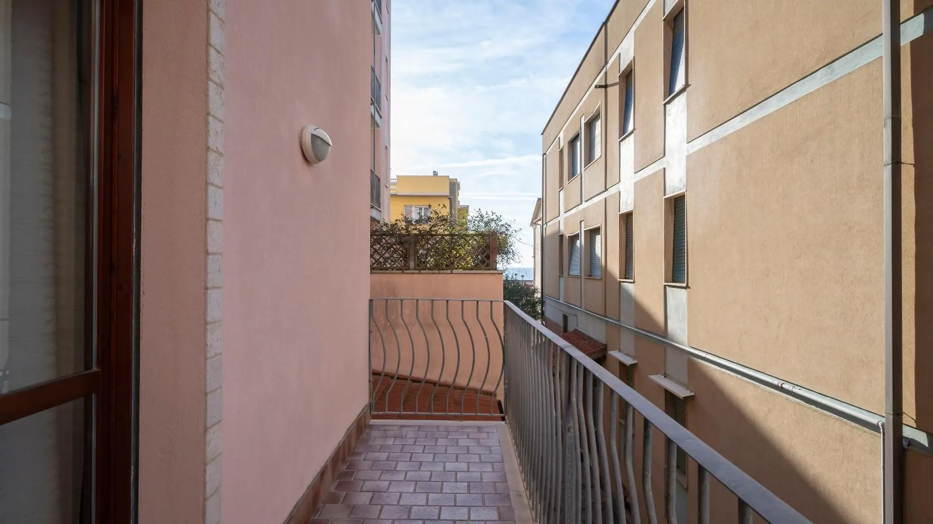 Lola Piccolo Hotel E Appartamenti Marina di Grosseto
