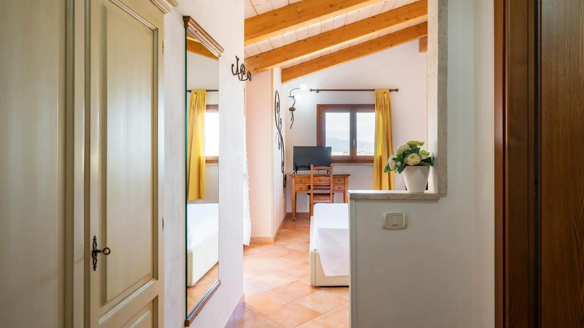 Lola Piccolo Hotel E Appartamenti Marina di Grosseto